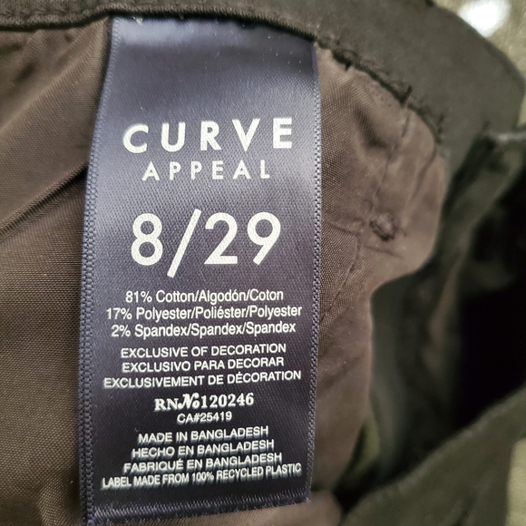 Curve Appeal Jeans - Picture 4 of 4